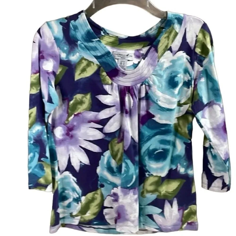 Caribbean Joe Ladies VNeck Floral Top, Size Petite Small, Purple,Teal White